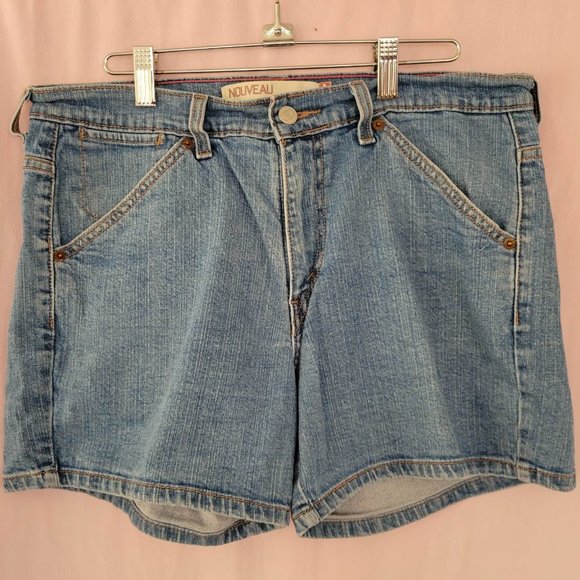 Levi's denim shorts - Picture 4 of 5